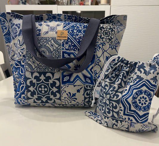 Lisbon Beach tote bag